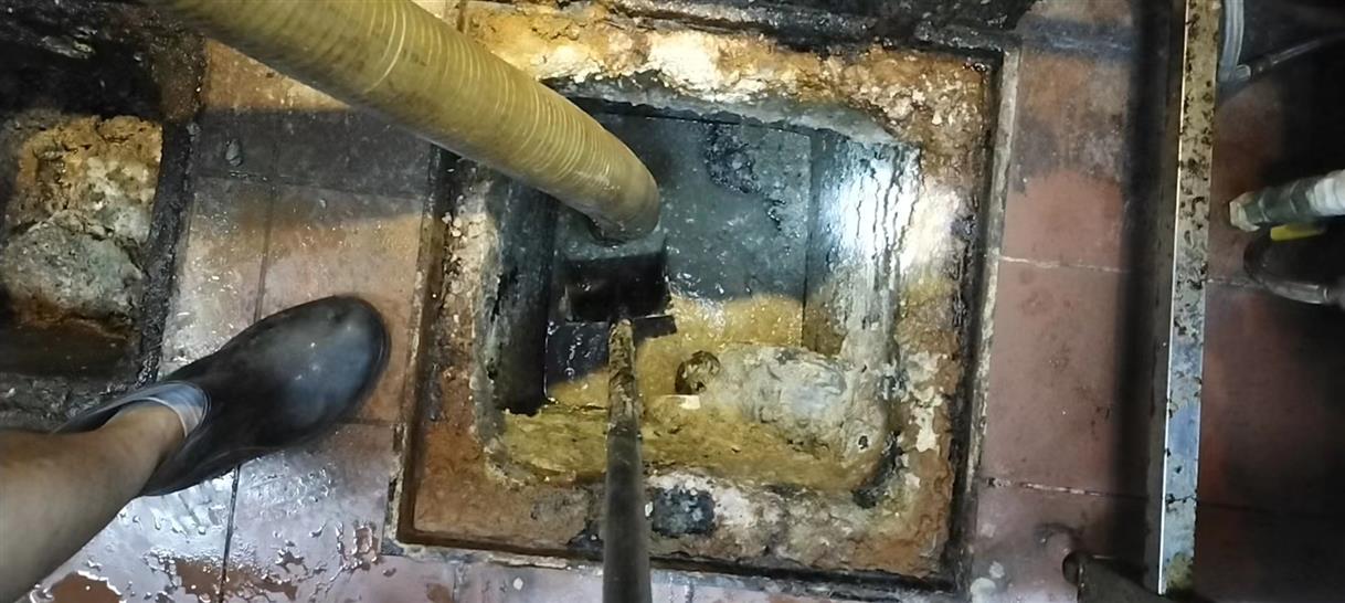 荣昌污水池清理一般都有毒气，怎么预防中毒呢？