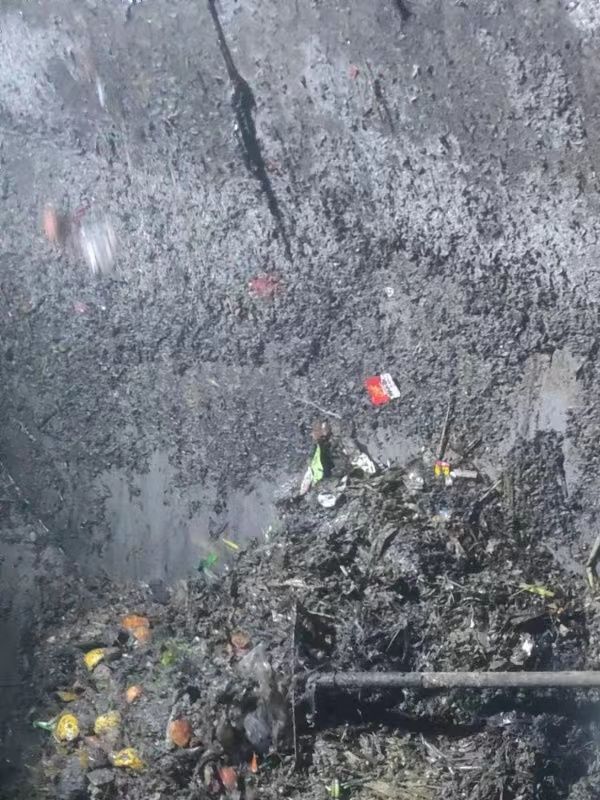 荣昌污水池清理